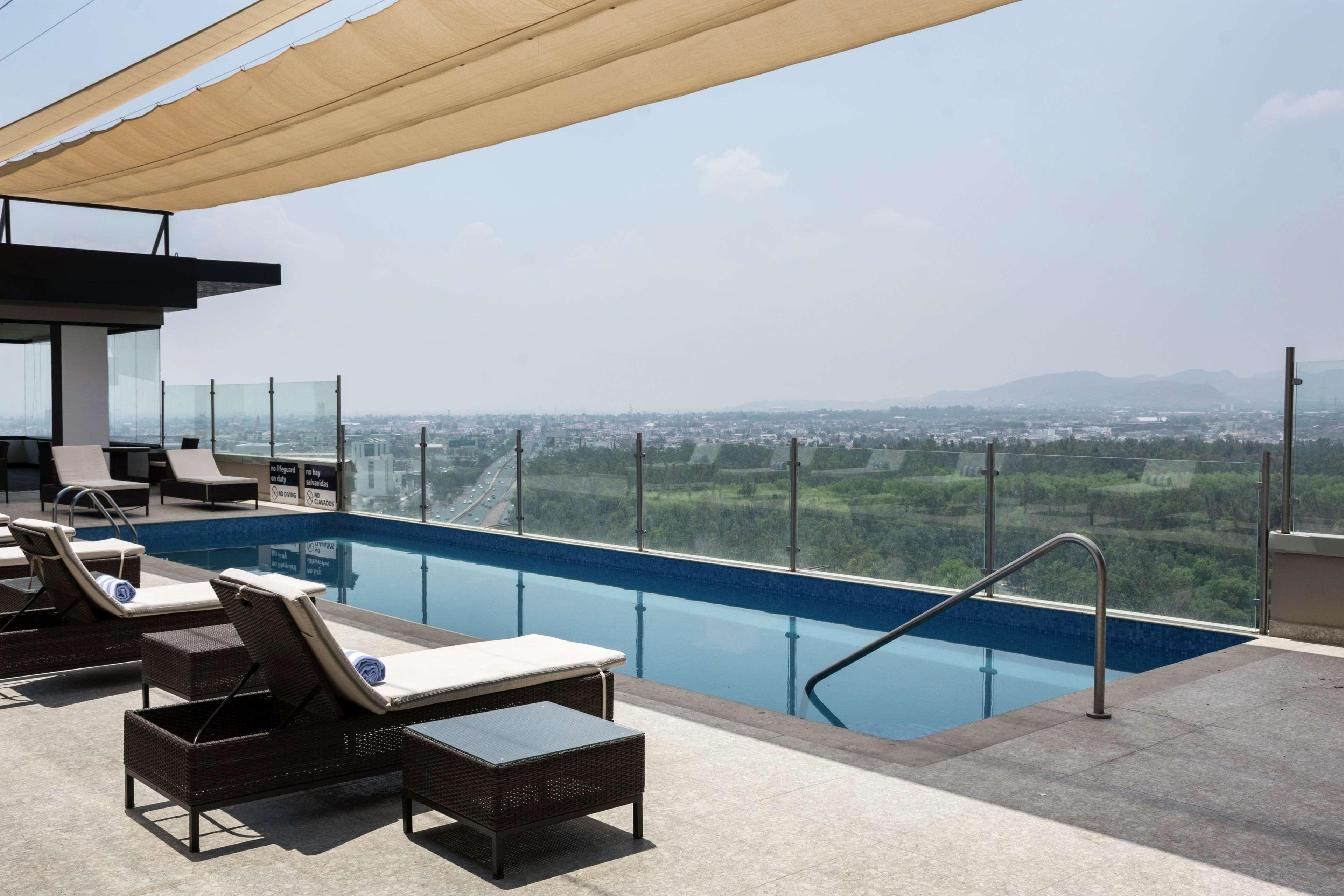 Hampton Inn And Suites San Luis Potosi Slp Экстерьер фото